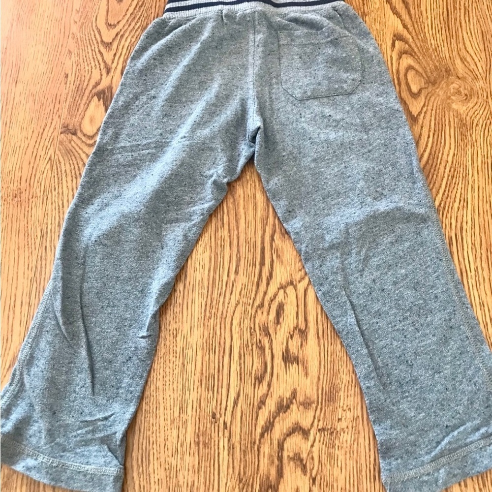 Gymboree Outfit - Picture 7 of 9